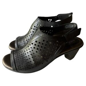 Aravon Medici Black Leather Peep Toe Perforated Slingback Heels Sandals 8.5